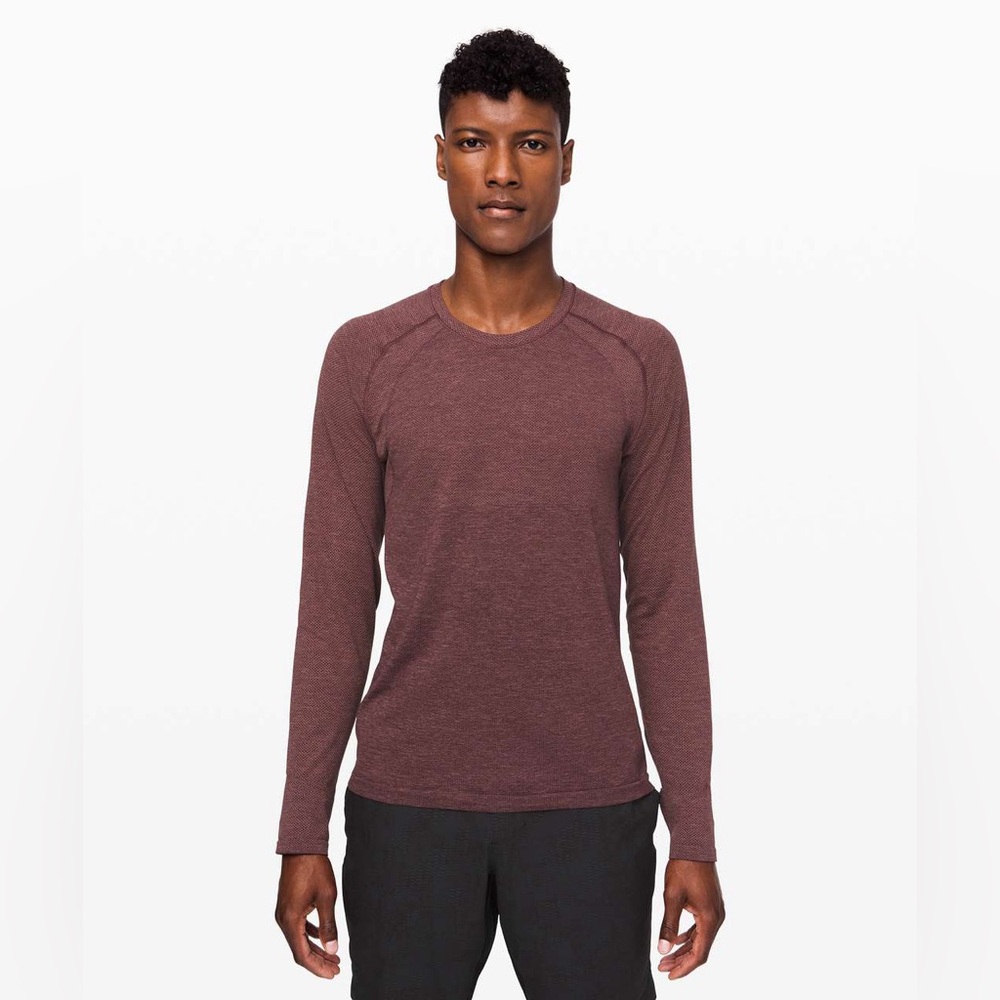 Lululemon Metal Vent Tech Long Sleeve 2.0
Red Dust / Arctic Plum Men’s Large